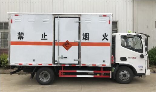 屬䳵