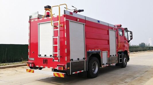 江特牌JDF5172GXFPM60/Q6型泡沫消防车