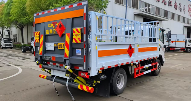 奥铃5吨气瓶运输车