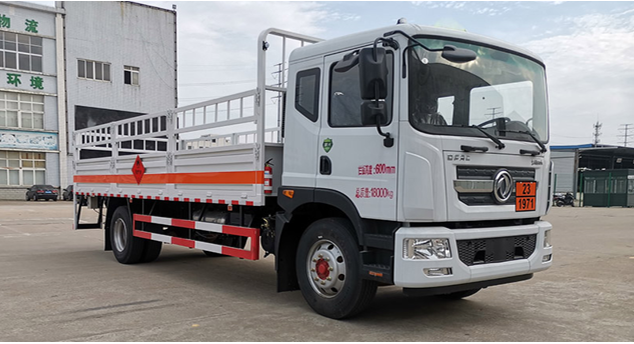 东风D9气瓶运输车