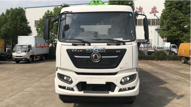 东风天锦毒性气体运输车