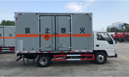 ����4��2�̻��������䳵