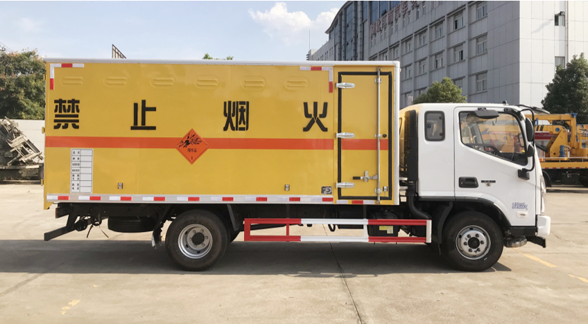 ����4��7�̻��������䳵