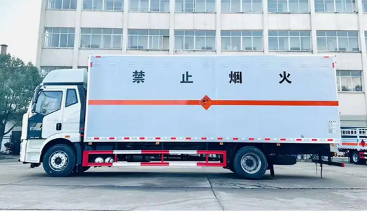 ���8��6�̻��������䳵